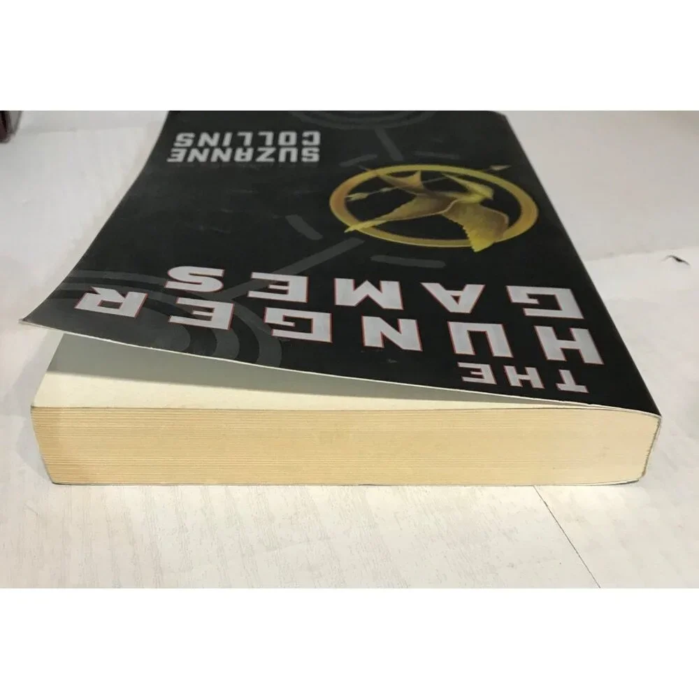 The Hunger Games By Suzanne Collins Scholastic 1st Edition - Picture 7 of 7